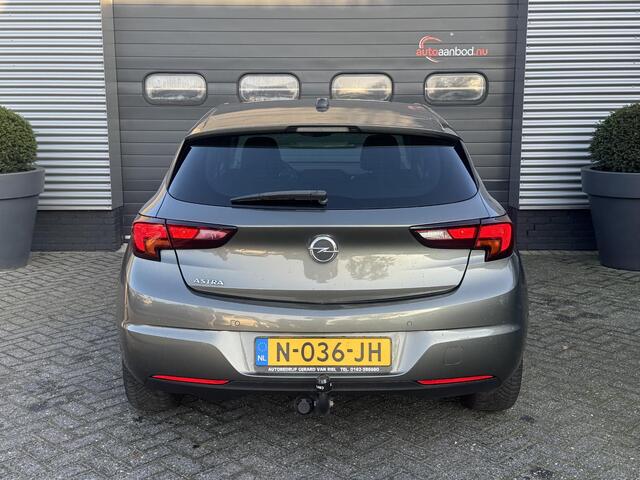 Opel ASTRA 1.2 Blitz Elegance | Navigatie | Parkeersensoren | Stoel/Stuurverwarming | Lichtmetalen Velgen |