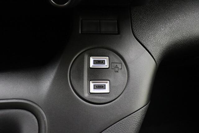 Opel COMBO 1.5 BlueHDi 100 S&S L1 | NIEUW | Apple Carplay | Achteruitrijcamera | Houten laadruimte afwerking | Android Auto | Trekhaak voorbereiding