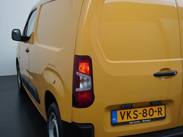 Opel COMBO 1.5CDTI EURO6 9x Op voorraad! 3-Persoons Airco Cruise Control Bluetooth Elektr.ramen Elektr.spiegels+Verwarmd Centr.Vergr+ab. L1H1 Edition Schuifdeur Betonplex vloer Lat om Lat betimmering super nette origineel Nederlands geleverde auto!