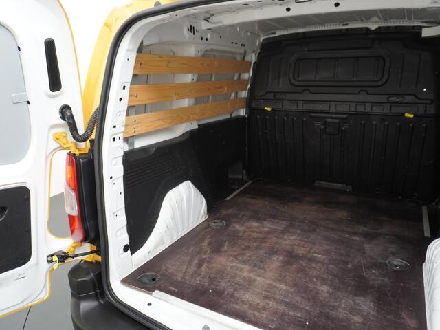 Opel COMBO 1.5CDTI EURO6 9x Op voorraad! 3-Persoons Airco Cruise Control Bluetooth Elektr.ramen Elektr.spiegels+Verwarmd Centr.Vergr+ab. L1H1 Edition Schuifdeur Betonplex vloer Lat om Lat betimmering super nette origineel Nederlands geleverde auto!