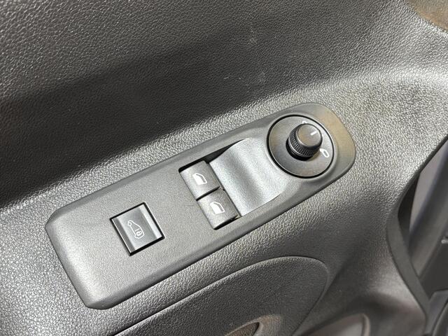 Opel COMBO Electric 136 L1 50kWh | 8 jaar garantie | Multimedia Pakket | Stoelen Pakket | Laadruimte Pakket