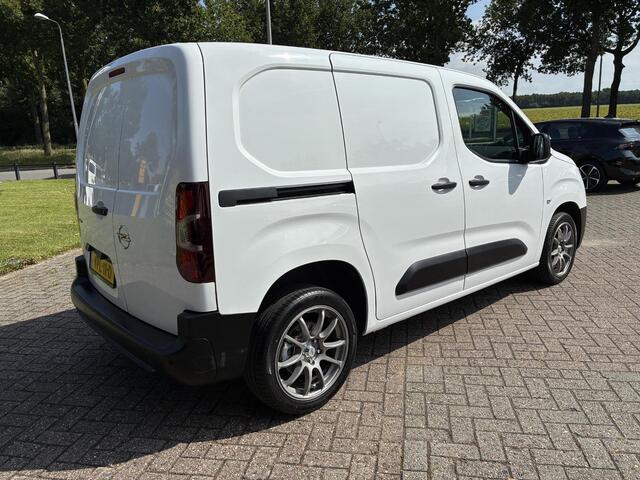 Opel COMBO 1.5 Turbo 102Pk L1H1 Edition | Airco | Navigatie | Betimmering | Parkpilot | Cruise control | Elektrisch Pakket | LM-Velgen