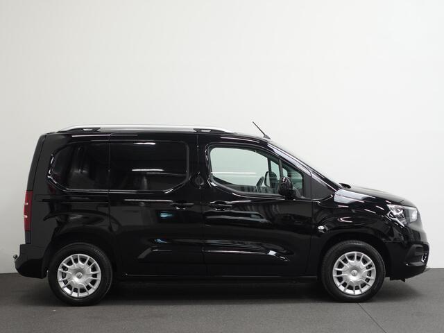 Opel COMBO 1.5D 130pk Automaat L1H1 Edition | Navigatie | Apple Carplay/Android Auto | Parkeer sensoren | DAB | Airco | Dakrails | Trekhaak | Lat om lat laadruimte