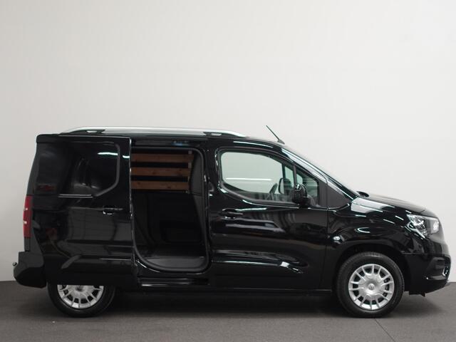 Opel COMBO 1.5D 130pk Automaat L1H1 Edition | Navigatie | Apple Carplay/Android Auto | Parkeer sensoren | DAB | Airco | Dakrails | Trekhaak | Lat om lat laadruimte