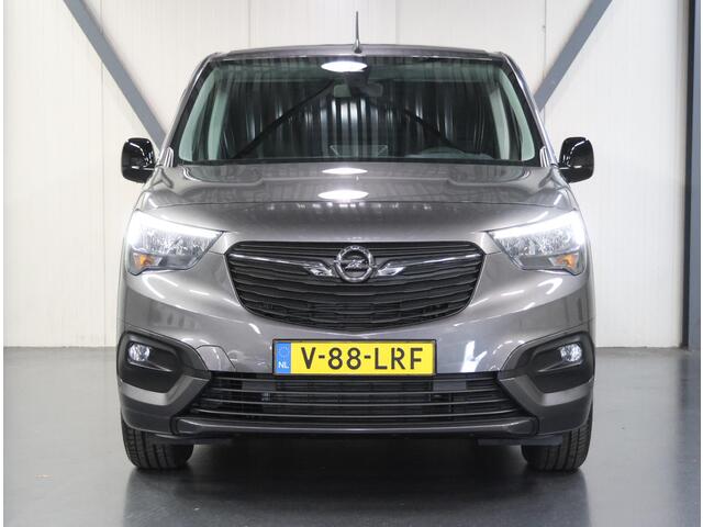 Opel COMBO Electric 136PK L1 50kWh | NIEUW! | AppleCarplay/AndroidAuto | Parkeersensoren | Airco | Armsteun | Navigatie | Camera | Houtenlaadvloer | Cruise Control | Bluetooth | Mistlampen | Zijschuifdeur Rechts |