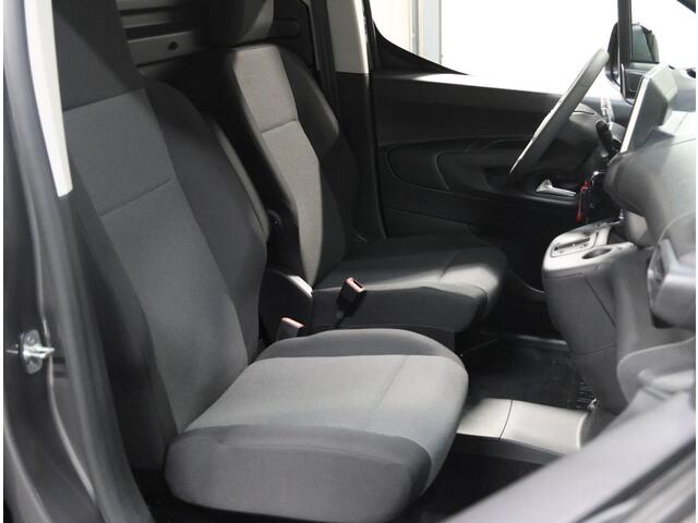 Opel COMBO Electric 136PK L1 50kWh | NIEUW! | AppleCarplay/AndroidAuto | Parkeersensoren | Airco | Armsteun | Navigatie | Camera | Houtenlaadvloer | Cruise Control | Bluetooth | Mistlampen | Zijschuifdeur Rechts |