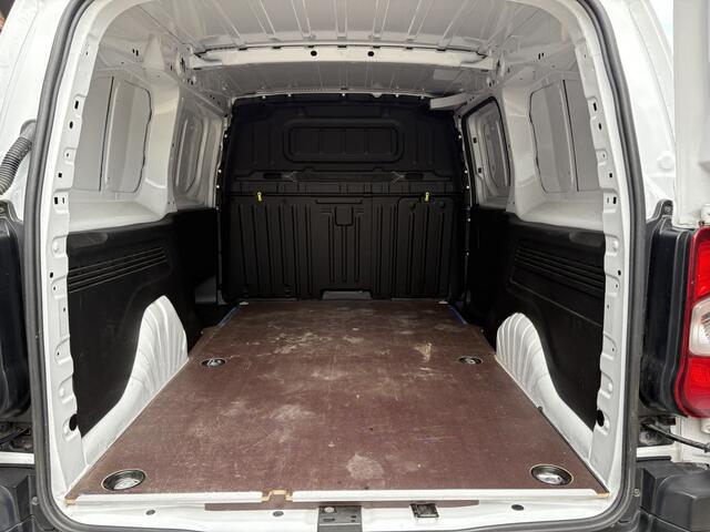 Opel COMBO 1.2 Turbo L2H1 Edition 3 ZITS! , NIEUWE DISTRIBUTIE ( Airco, Cruise control, Parkeersensoren, Doorlaadluik) RIJKLAARPRIJS!)