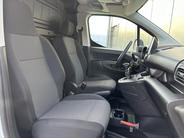 Opel COMBO 1.5D 102 PK / L2H1 / 1e EIG. / CAMERA / BLIND SPOT / CRUISE / AIRCO / NAVI / CARPLAY