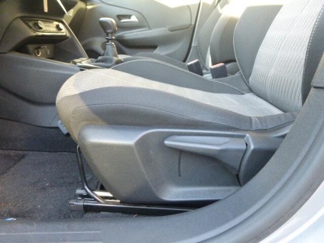 Opel CORSA 1.2 Edition, Lichtm, Trekhaak, Cruise, DAB, Carplay