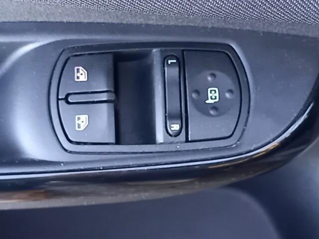 Opel CORSA 1.4 Favourite / Airco / NAP