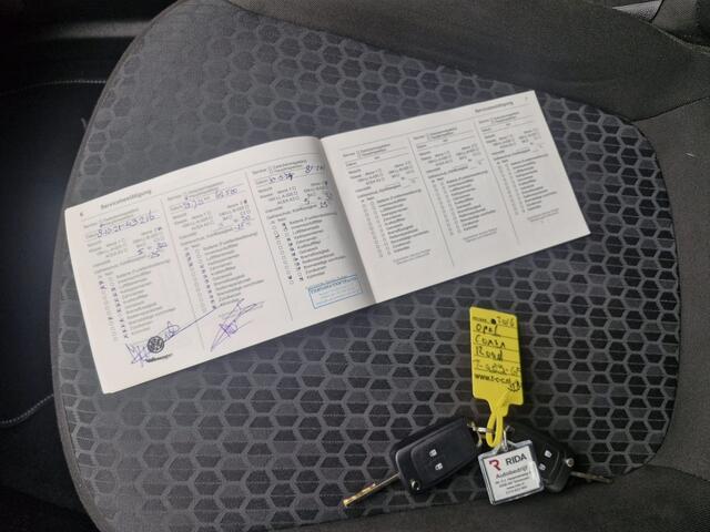 Opel CORSA 1.4i Colorline