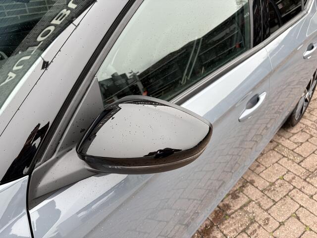 Opel CORSA 1.2 Turbo GS, 130 pk, panodak,navi via app.