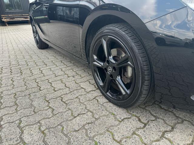 Opel CORSA 1.2 Elegance camera, airco, cruise