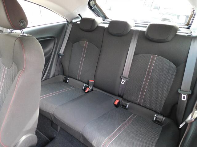 Opel CORSA 1.4 Black Edition 1e EIGENAAR! DEALER ONDERHOUDEN! CARPLAY/ANDROID! FULLMAP NAVI! CRUISE! AIRCO!