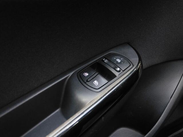 Opel CORSA 1.4 Black Edition 1e EIGENAAR! DEALER ONDERHOUDEN! CARPLAY/ANDROID! FULLMAP NAVI! CRUISE! AIRCO!