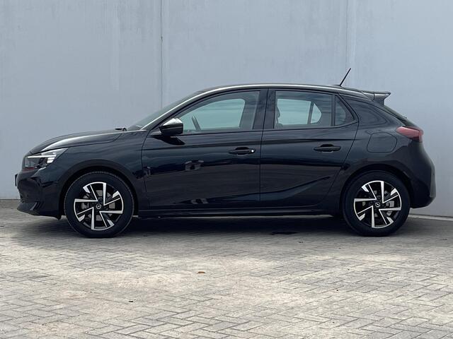 Opel CORSA 1.2 Turbo Hybrid GS Automaat 100% Dealeronderhouden / Trekhaak (Trekgewicht 1.200kg) / Achteruitrijcamera / Navigatie via Apple Carplay & Android Auto / Cruise Control / Dodehoek Detectie / Parkeersensoren voor en achter / Radio / Airco
