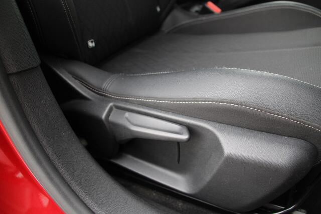 Opel CORSA 1.2 Turbo 100pk Elegance Airco Camera Carplay PDC V+A Zwart dak