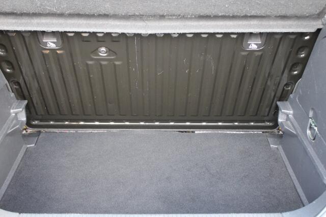 Opel CORSA 1.4 Cosmo Airco, Cruisecontrol, LM velgen, Bluetooth