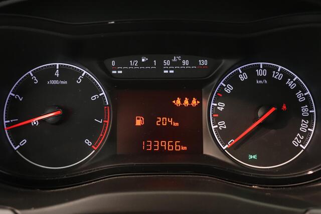 Opel CORSA 1.2 | Airco | Cruise control | Parkeersensor | Stuur en stoelverwarming | All season banden |