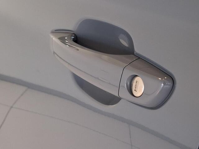 Opel CORSA 1.2 Turbo Hybrid GS Automaat | Navigatie | Achteruitrijcamera | Stoel/Stuurverwarming | Apple Carplay/Android Auto |