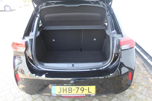 Opel CORSA 1.2 Turbo Edition Stuur + Stoel verwarming l Cruise control l Navigatie l AppleCarPlay/AndroidAuto l Parkeercamera l voor en achter sensoren l Dodehoek detectie l