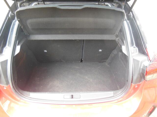 Opel CORSA 1.2 GS Line Automaat Staat in De Krim