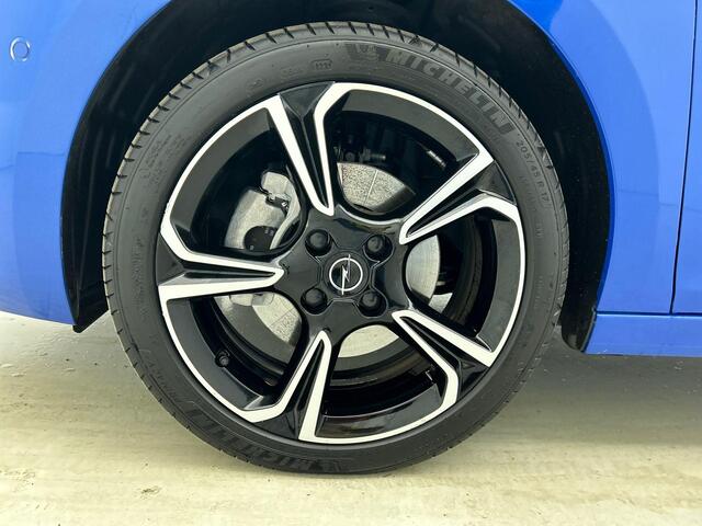 Opel CORSA 1.2 Turbo 136pk Hybrid GS Automaat | Navigatie | Apple Carplay/ Android Auto | Camera | Parkeersensoren | Cruise Control | Stoel- en stuurverwarming | Climate Control | Lichtmetalen velgen | Getinte ramen