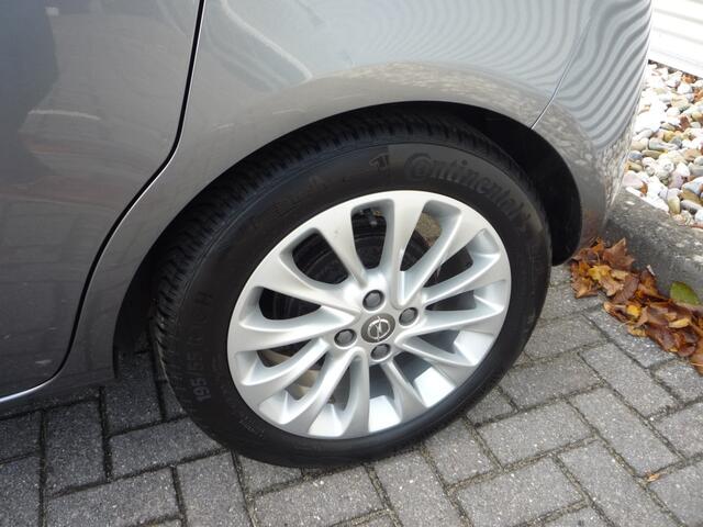 Opel CORSA 1.4-16V (90Pk) Edition+ Navi Airco Cruise Géén Afleverkosten