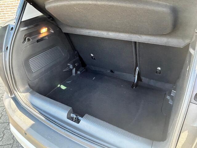 Opel Crossland 1.2 Turbo Elegance - Glazen dak - Parkeercamera - Sensoren Voor