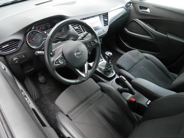 Opel Crossland 1.2 Turbo Ultimate Level 4 | Navigatie | Climate & Cruise Control | Achteruitrijcamera | Parkeersensoren | LMV | Beide stoelen in hoogte te verstellen | Led verlichting