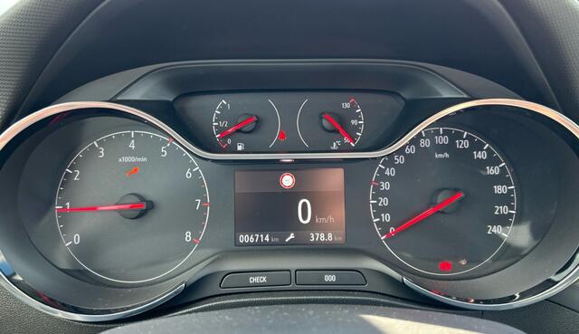 Opel Crossland 1.2 Turbo Elegance Stoel+stuur+voorruit verwarming/Camera/Achterbank verschuifbaar.