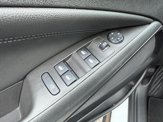 Opel Crossland 1.2 Turbo Elegance Automaat | Navi | 360 Camera | Climate | Cruise |