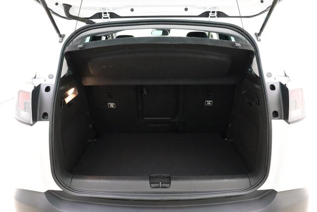 Opel Crossland 1.2T 130pk Automaat Elegance | Parkeersensoren voor + achter | Achteruitrijcamera | Navigatie | Climate Control | AGR Comfortstoel