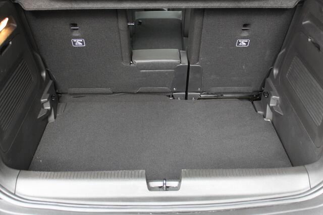 Opel Crossland 1.2 Turbo Elegance Mooie en luxe hoogzitter met weinig km's ! Volautm. airco dual, cruise control, camera, comfortstoelen, metallic lak, LM wielen, navigatie, telefoonvoorb., LED verlichting etc.