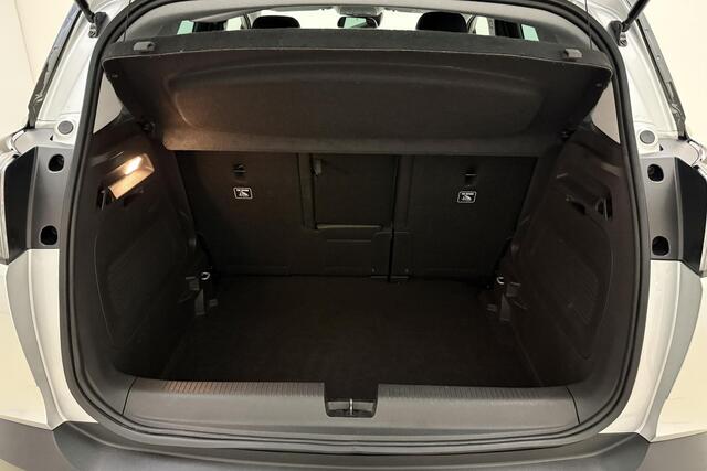 Opel Crossland 1.2 Turbo GS Line | Navigatie | Climate & Cruise Control | Achteruitrijcamera | Parkeersensoren | LMV | Beide stoelen in hoogte te verstellen | Led verlichting