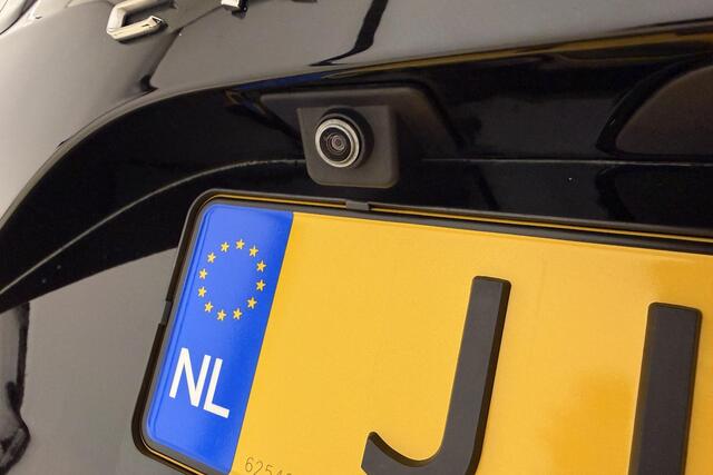 Opel Crossland 1.2 Turbo 130pk Automaat Elegance | Navigatie | Camera | Stoel- Stuur en voorruitverwarming | Climate control | Cruise control | Keyless | Lichtmetalen velgen | Hoge instap