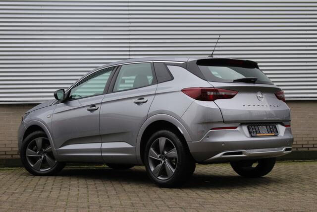 Opel Grandland 1.2 Turbo 130PK Elegance | Winterpack | Cruise control | Bluetooth | Parkeersensoren
