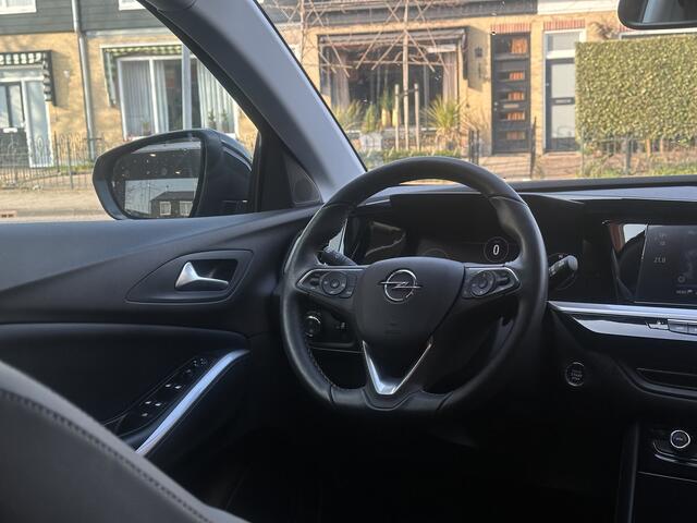 Opel Grandland 1.2 Turbo Elegance Automaat Stoel + stuurverwarming/Dodehoek sensor/Zelf inparkeren