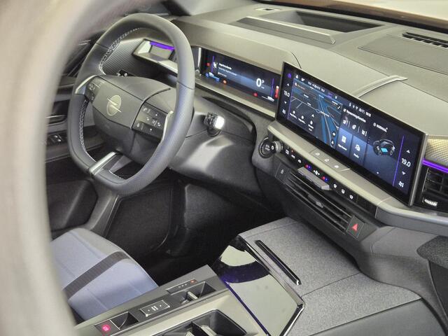 Opel Grandland Electric GS 82 kWh Head-Up Display | Panoramisch-Schuif/Kanteldak| 360° Camera | Navigatie | Stoel/Stuurverwarming | Apple Carplay/Android Auto |