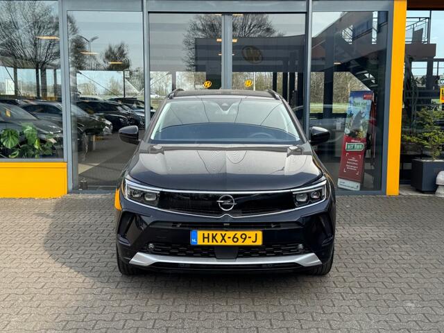 Opel Grandland 1.2 T 130 pk Ultimate - Navi - camera - stoel/stuurver.