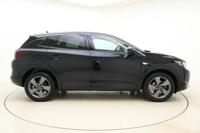 Opel Grandland 1.2 Turbo GS 130pk | Navigatie | Climate Control | Camera | Cruise Control | LED Verlichting | Parkeersensoren | Getint glas | Lichtmetalen velgen