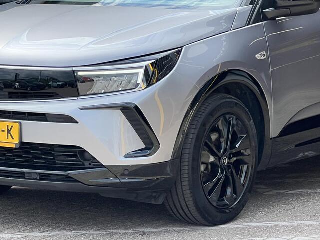 Opel Grandland 1.2 Turbo GS | Rondom zicht camera | Navigatie | Climate Control | DAB | LED | Cruise Control | Lichtmetaal |