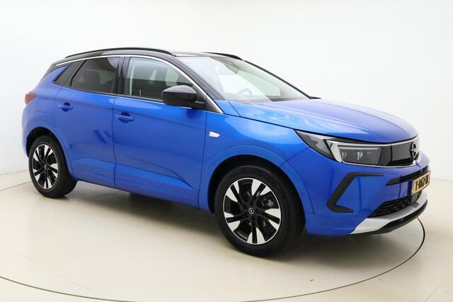 Opel Grandland 1.2 Turbo Ultimate | Adaptive Cruise Control | Stoelverwarming | Verwarmd stuurwiel | Keyless Entry & Start | 360° Camera | Matrix LED
