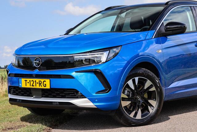 Opel Grandland 1.6 Turbo PHEV Hybrid 224 PK ? Matrix-LED ? Trekhaak ? Camera