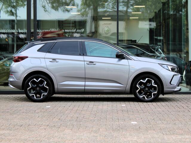 Opel Grandland 1.2 Turbo Ultimate Automaat | Navi / Camera / Alcantara