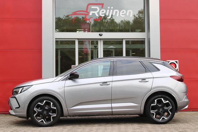 Opel Grandland 1.2 Turbo 130PK AUTOMAAT ULTIMATE | STOEL/STUUR/VOORRUIT VERWARMING | ACHTRERUITRIJ CAMERA | DODEHOEK DETECTIE | ELEKTRISCH BEDIENBARE ACHTERKLEP | FULL LED MATRIX KOPLAMPEN | NAVIGATIE | 19" LICHTMETALEN VELGEN | ALCANTARA BEKLEDING | APPLE CARPLAY/ANDRO