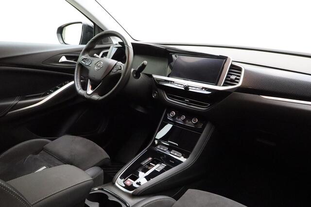 Opel Grandland 1.6 Turbo Plug-In Hybrid 4x4 GSE 300 pk | Navigatie | Camera | Comfort stoelen | Elektrische achterklep | Stoel/ stuurwielverwarming | Adaptive Cruise control |
