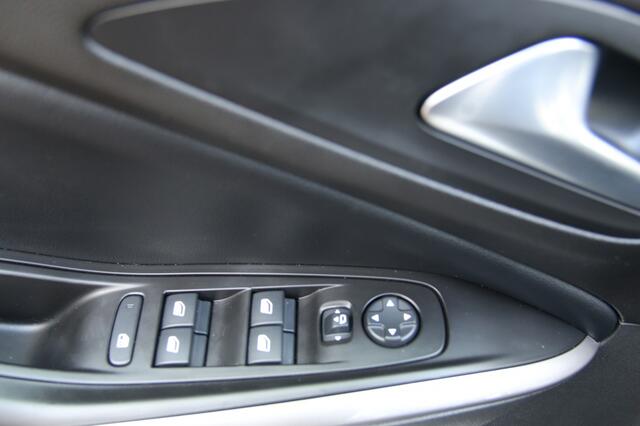 Opel Grandland 1.2 Turbo Ultimate | Apple carplay | 360 camera | Navigatie | St