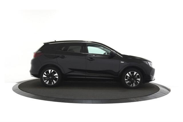 Opel Grandland 1.6 Turbo Hybrid Elegance / Camera / Winterpakket / Adaptive Cruise