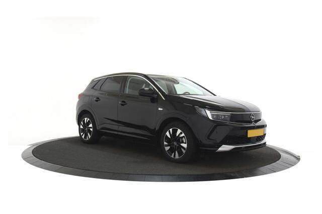 Opel Grandland 1.6 Turbo Hybrid Elegance / Camera / Winterpakket / Adaptive Cruise